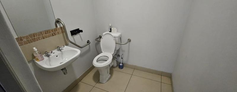 To Let Commercial Property for Rent in Stikland Industrial Western Cape